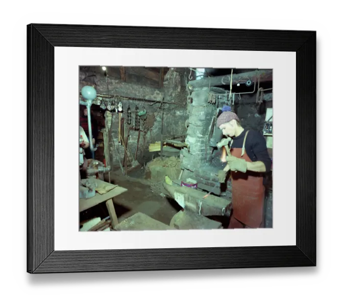 Framed Print : The Blacksmith, Cockington Forge, Torquay Framed Print : The Blacksmith, Cockington Forge, Torquay