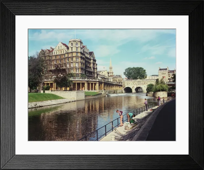 Framed Print : Pulteney Bridge and River Avon, Bath Framed Print : Pulteney Bridge and River Avon, Bath