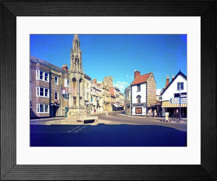 Framed Print : Market Square, Glastonbury Framed Print : Market Square, Glastonbury