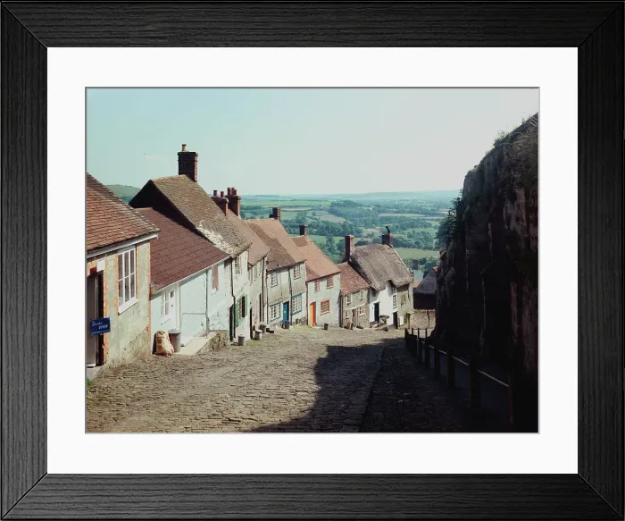 Framed Print : Gold Hill, Shaftesbury Framed Print : Gold Hill, Shaftesbury