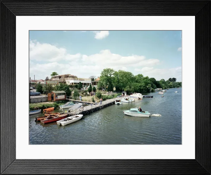Framed Print : Riverside Tuckton, Christchurch Framed Print : Riverside Tuckton, Christchurch