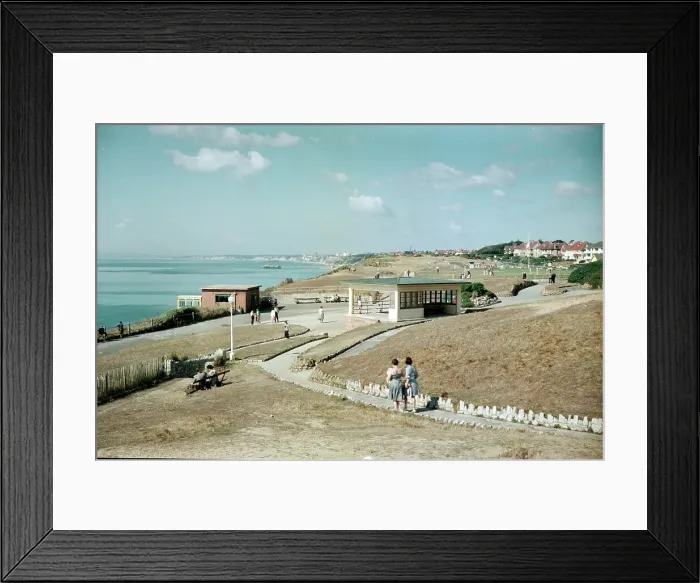 Framed Print : The Cliffs, Southbourne Framed Print : The Cliffs, Southbourne