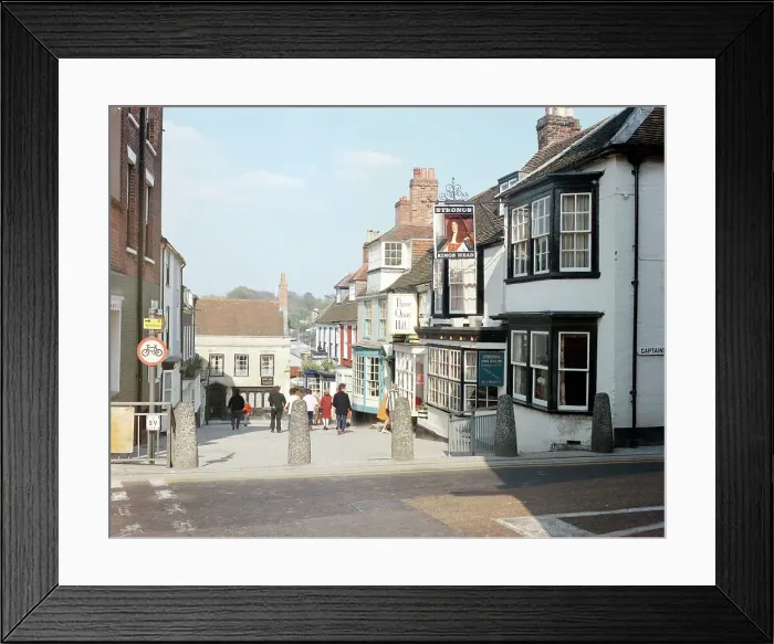 Framed Print : Quay Hill, Lymington Framed Print : Quay Hill, Lymington