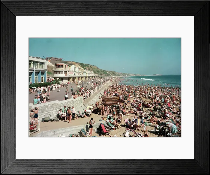Framed Print : Westcliff promenade and sands, Boscombe Framed Print : Westcliff promenade and sands, Boscombe