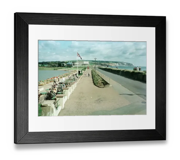 Framed Print : Canoe lake and Culver Cliff, Sandown, Isle of Wight Framed Print : Canoe lake and Culver Cliff, Sandown, Isle of Wight