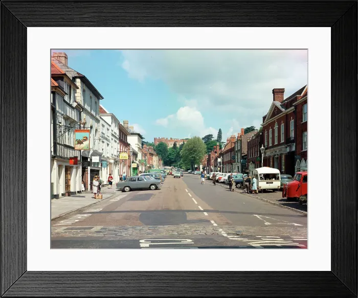 Framed Print : Castle Street, Farnham Framed Print : Castle Street, Farnham