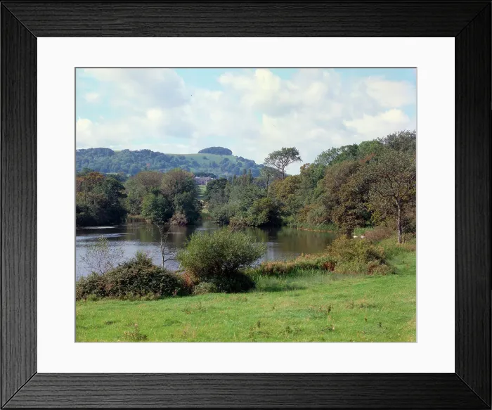 Framed Print : Chanctonbury Ring from Wiston, South Downs Framed Print : Chanctonbury Ring from Wiston, South Downs