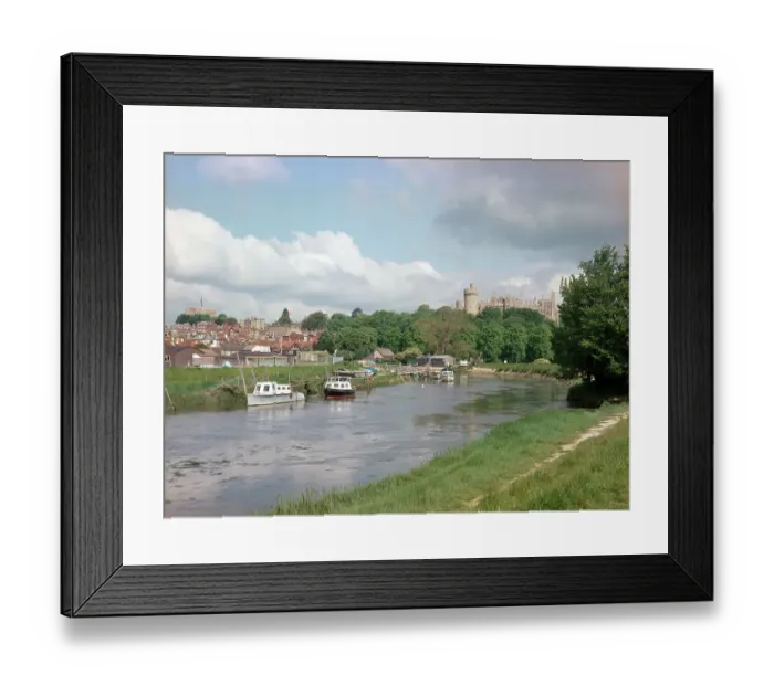 Framed Print : Arundel Castle from the River Arun, Arundel Framed Print : Arundel Castle from the River Arun, Arundel