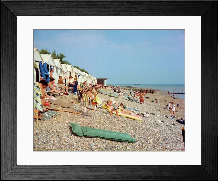 Framed Print : West beach, Bognor Regis Framed Print : West beach, Bognor Regis
