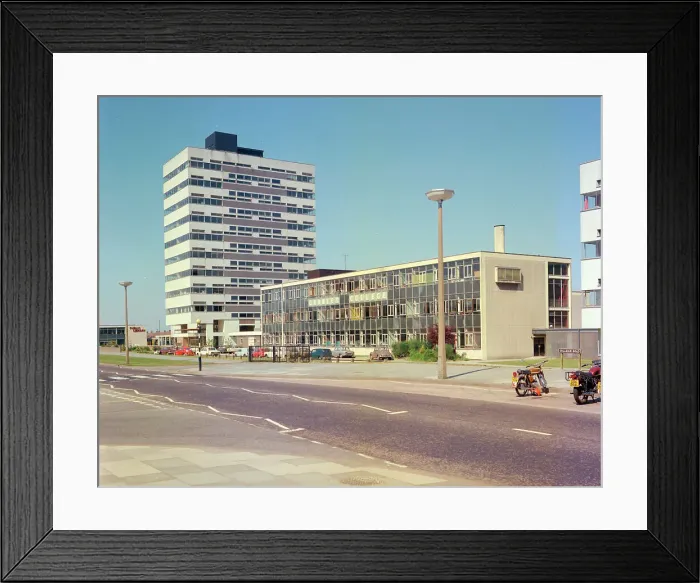 Framed Print : Crawley College, Crawley Framed Print : Crawley College, Crawley
