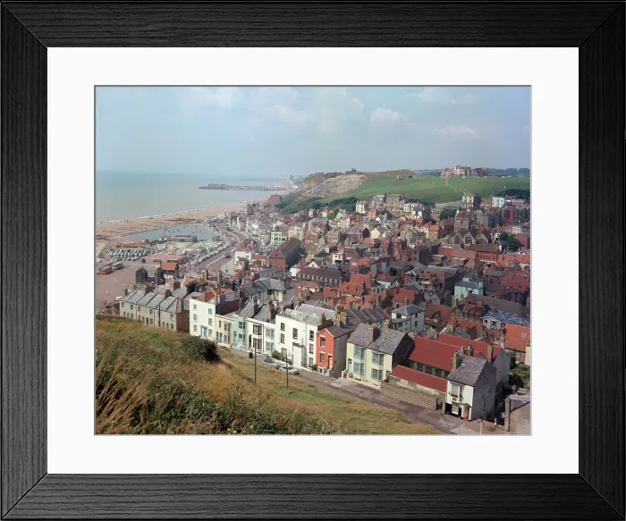 Framed Print : Old Town, Hastings Framed Print : Old Town, Hastings