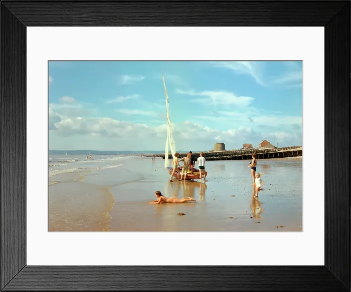 Framed Print : The beach, Pevensey Bay, Pevensey Framed Print : The beach, Pevensey Bay, Pevensey