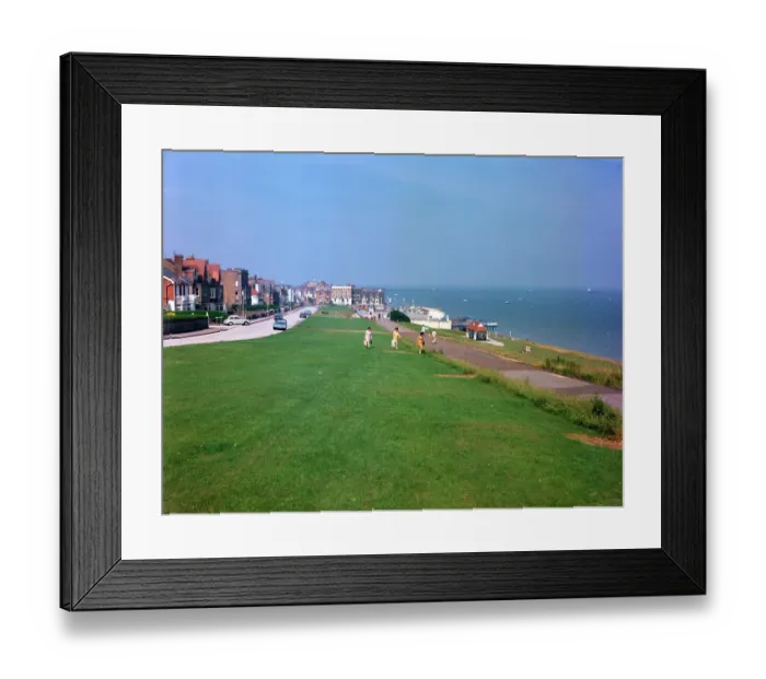 Framed Print : The Downs, Herne Bay Framed Print : The Downs, Herne Bay