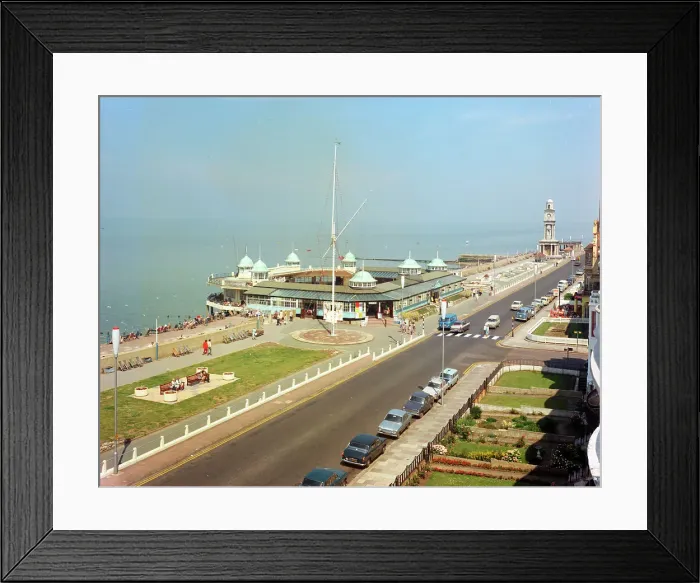 Framed Print : The Bandstand, Herne Bay Framed Print : The Bandstand, Herne Bay
