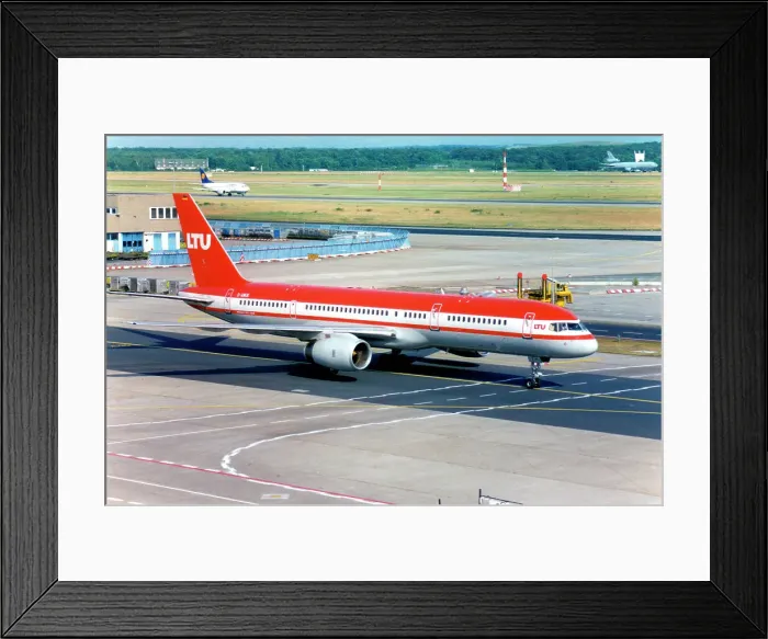 Framed Print : Boeing 757-225 D-AMUK Framed Print : Boeing 757-225 D-AMUK