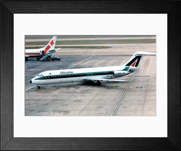 Framed Print : Douglas DC-9-32 I-DIBR Framed Print : Douglas DC-9-32 I-DIBR
