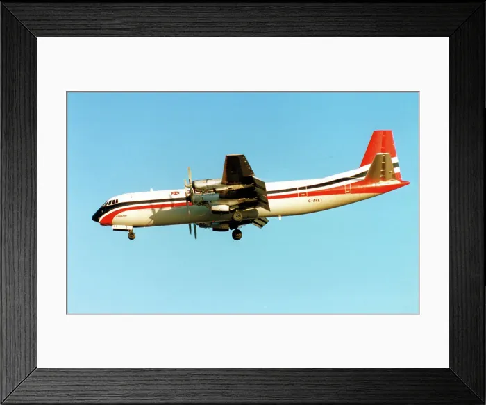 Framed Print : Vickers 953C Merchantman G-APET Temeraire Framed Print : Vickers 953C Merchantman G-APET Temeraire
