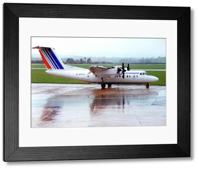 Framed Print : de Havilland Canada DHC-7-102 G-BRYC Framed Print : de Havilland Canada DHC-7-102 G-BRYC