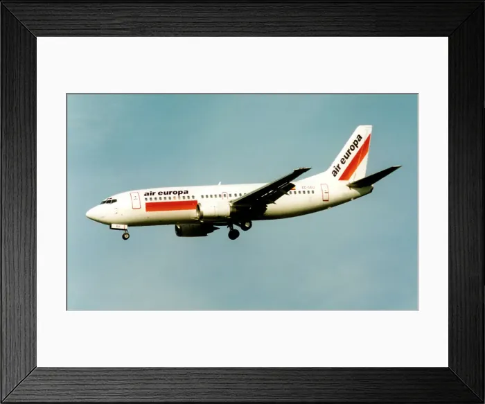 Framed Print : Boeing 737-300 EC-GEU Framed Print : Boeing 737-300 EC-GEU
