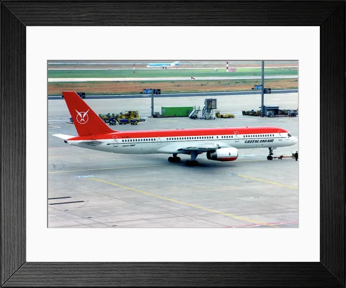 Framed Print : Boeing 757-200 OY-GRL Framed Print : Boeing 757-200 OY-GRL
