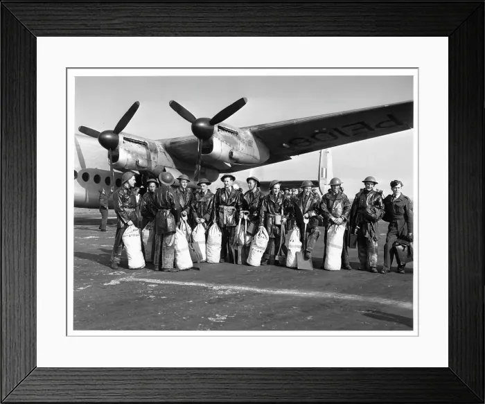 Framed Print : Avro York C.1 PE108 Framed Print : Avro York C.1 PE108
