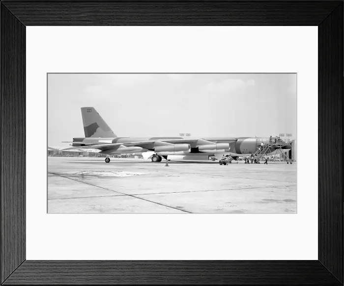 Framed Print : Boeing B-52H Stratofortress 61-0017 Framed Print : Boeing B-52H Stratofortress 61-0017