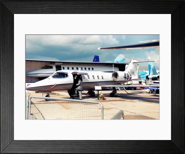 Framed Print : Learjet 31A N31LR