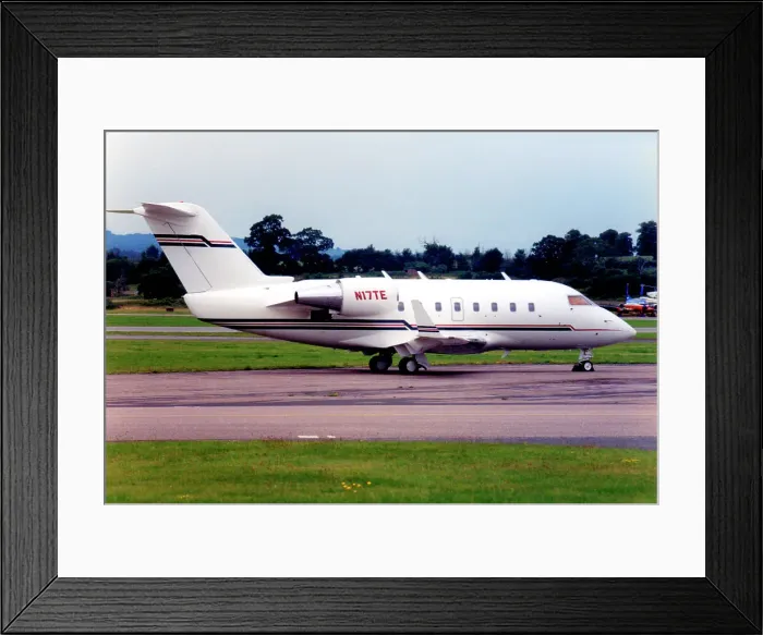 Framed Print : Canadair Challenger 601-3A N17TE Framed Print : Canadair Challenger 601-3A N17TE