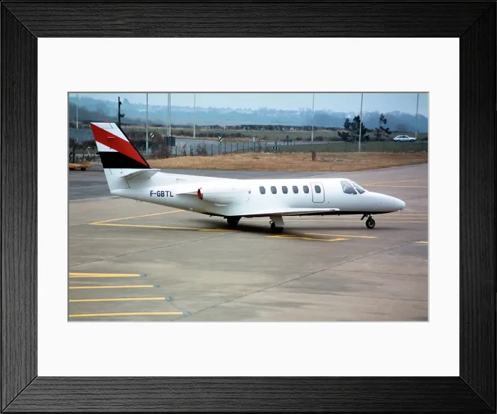 Framed Print : Cessna 550 Citation II F-GBTL Framed Print : Cessna 550 Citation II F-GBTL