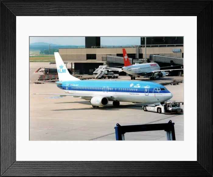 Framed Print : Boeing 737-4Y0 PH-BPC Framed Print : Boeing 737-4Y0 PH-BPC