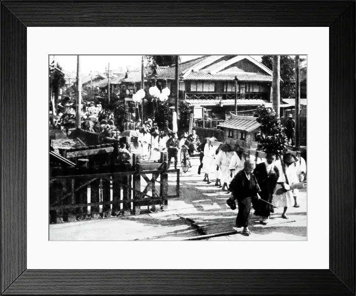 Framed Print : Funeral procession, Japan, early 1900s Framed Print : Funeral procession, Japan, early 1900s