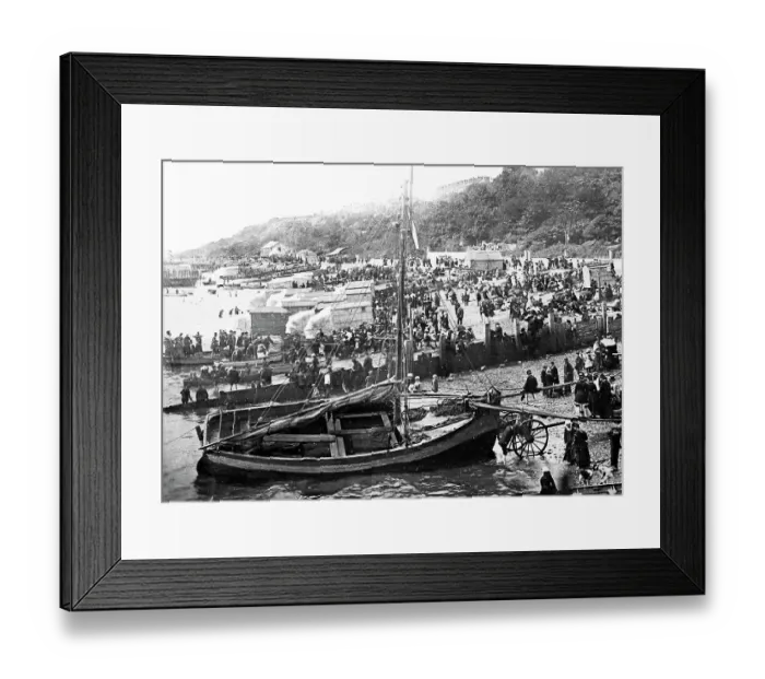 Framed Print : Southend beach, Victorian period Framed Print : Southend beach, Victorian period