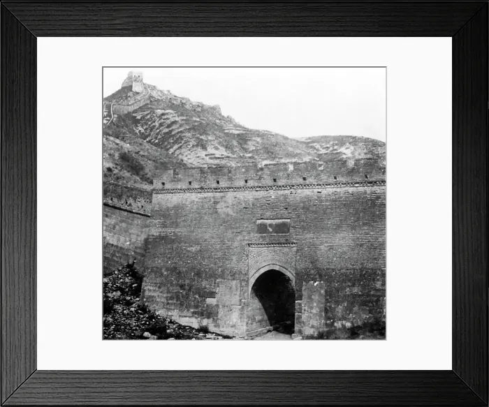 Framed Print : Gateway in the Great Wall of China, early 1900s Framed Print : Gateway in the Great Wall of China, early 1900s