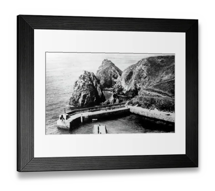Framed Print : Mullion Cove, Cornwall, Victorian period Framed Print : Mullion Cove, Cornwall, Victorian period