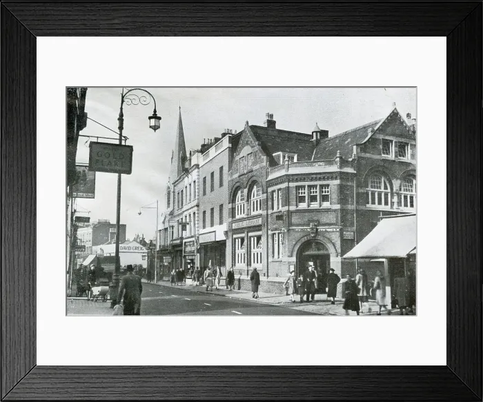 Framed Print : Westow Hill, Upper Norwood, looking West, Croydon, Surrey Framed Print : Westow Hill, Upper Norwood, looking West, Croydon, Surrey