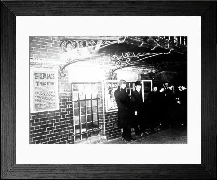 Framed Print : Group of men outside the Palace Theatre, Shaftesbury Avenue Framed Print : Group of men outside the Palace Theatre, Shaftesbury Avenue