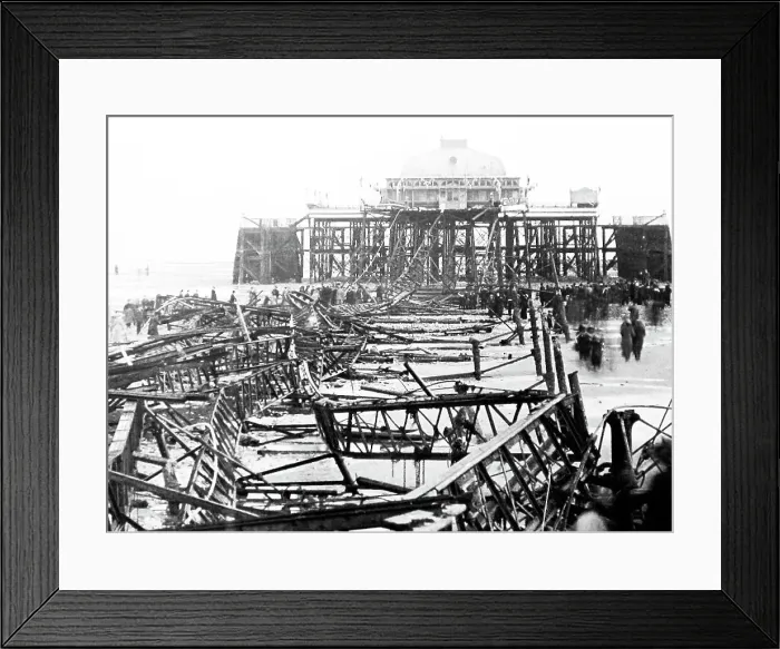 Framed Print : Worthing Pier damaged in a storm in March 1913 Framed Print : Worthing Pier damaged in a storm in March 1913