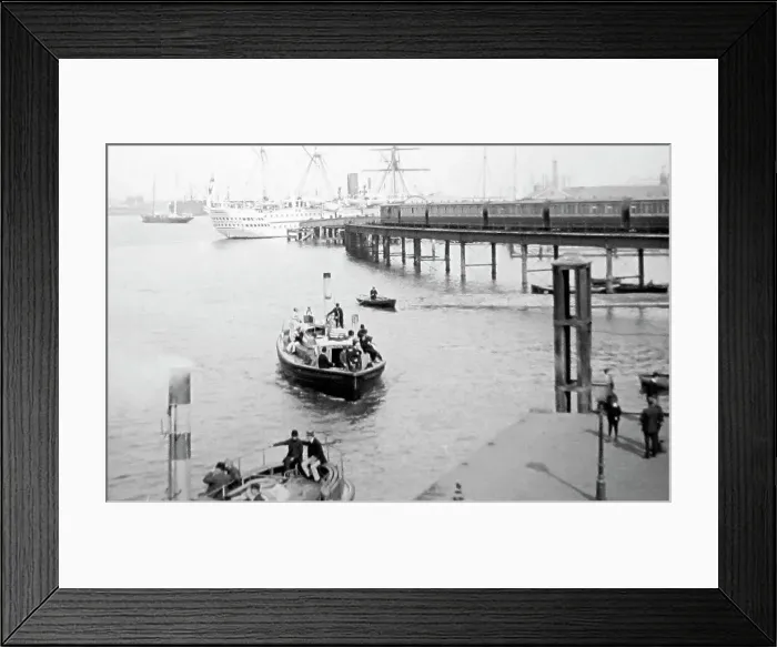 Framed Print : The Jetty, Portsmouth Harbour, Victorian period Framed Print : The Jetty, Portsmouth Harbour, Victorian period
