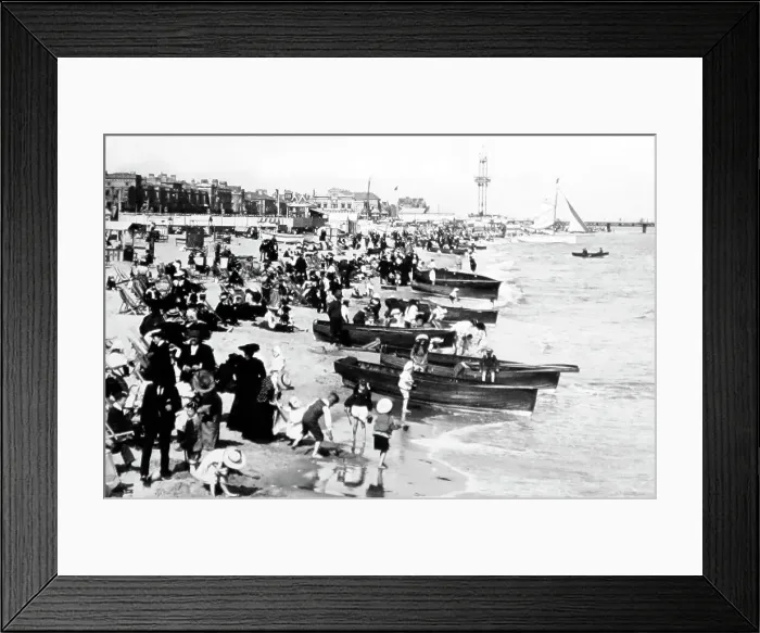 Framed Print : Great Yarmouth beach, Victorian period Framed Print : Great Yarmouth beach, Victorian period