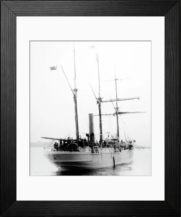 Framed Print : Ernest Shackleton's 1914-1917 expedition to the Antarctic Framed Print : Ernest Shackleton's 1914-1917 expedition to the Antarctic