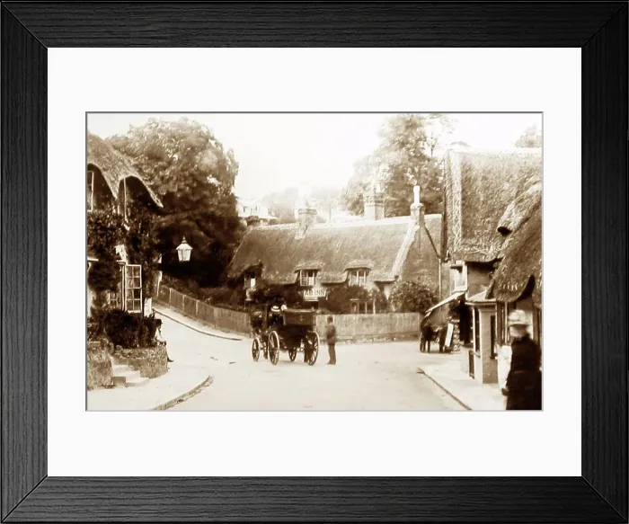Framed Print : Crab and Lobster pub, Shanklin, Isle of Wight Framed Print : Crab and Lobster pub, Shanklin, Isle of Wight