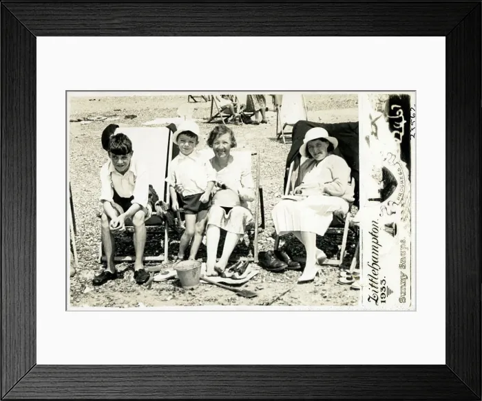 Framed Print : Family on the beach at Littlehampton, West Sussex Framed Print : Family on the beach at Littlehampton, West Sussex
