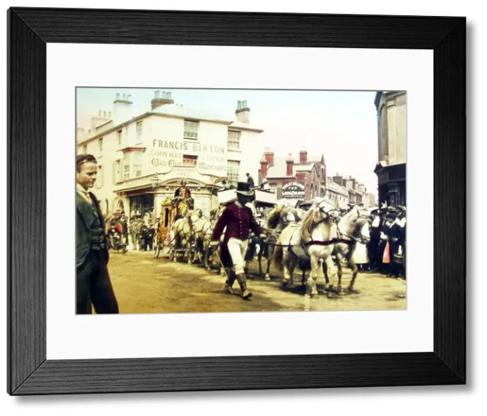 Framed Print : Sangers Circus procession Framed Print : Sangers Circus procession