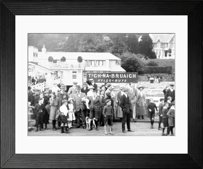 Framed Print : The Pier, Tighnabruaich, Scotland Framed Print : The Pier, Tighnabruaich, Scotland