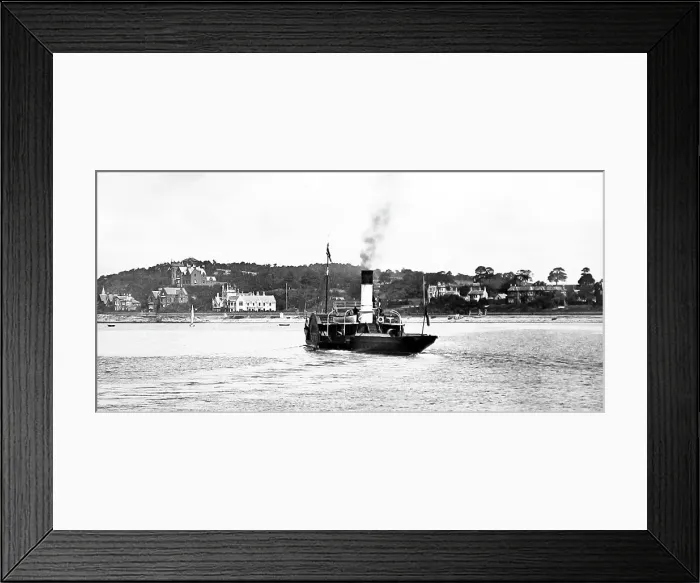 Framed Print : Paddle steamer in Wemyss Bay, Scotland Framed Print : Paddle steamer in Wemyss Bay, Scotland