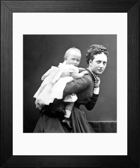 Framed Print : Queen Alexandra and her daughter Louise, Princess of Wales Framed Print : Queen Alexandra and her daughter Louise, Princess of Wales