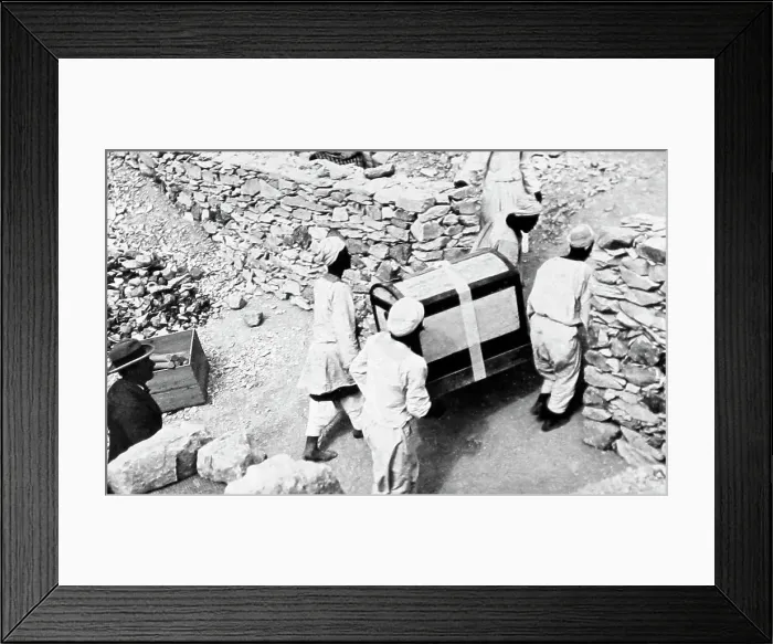 Framed Print : Howard Carter - artifacts removed from tomb of Tutankhamen Framed Print : Howard Carter - artifacts removed from tomb of Tutankhamen