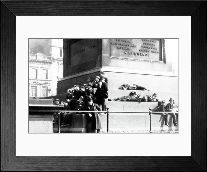 Framed Print : Unemployed men, Wellington Column, Liverpool
