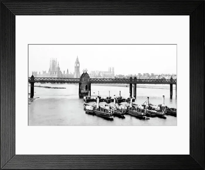Framed Print : View from Waterloo Bridge, London Framed Print : View from Waterloo Bridge, London
