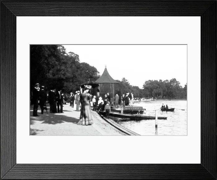 Framed Print : The Boat House, The Serpentine, Hyde Park, London Framed Print : The Boat House, The Serpentine, Hyde Park, London